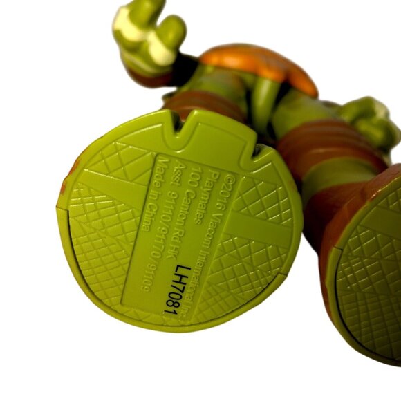 Teenage Mutant Ninja Turtles TMNT 2 Action Figure Toys Raphael Michaelangelo - Picture 6 of 10